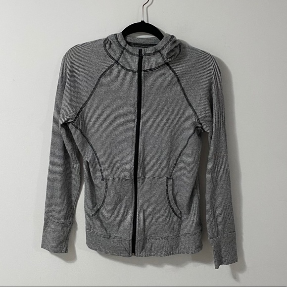 Joe Fresh Black & White Striped Zip Up Hoodie | M - Picture 2 of 8